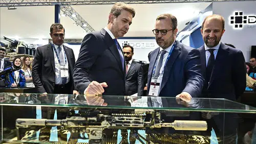 Enerji ve Tabii Kaynaklar Bakanı Bayraktar, SAHA 2026'yı ziyaret etti!