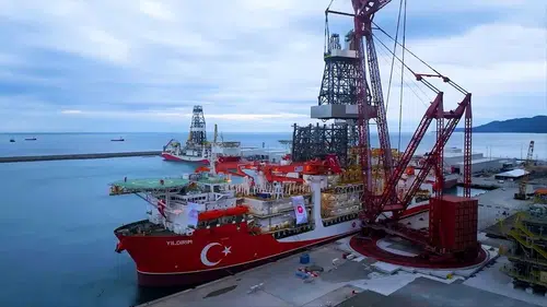 Yıldırım Derin Deniz Sondaj Gemisi, ilk görevi için Filyos'tan ayrıldı!