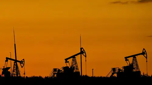 Küresel piyasalarda petrol fiyatları geriledi: ABD ve İran arasında diplomatik hareketlilik!