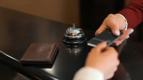 Yaz tatili planlarken kabusu yaşamayın: Sosyal medyadaki tuzaklara dikkat!