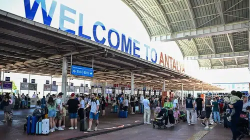 Antalya Havalimanı’nda rekor üstüne rekor: 5 ayda milyonlar akın etti