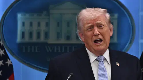 Washington-Tahran hattında tarihi kırılma: Trump, İran’ın teslim ettiği tavizi açıkladı