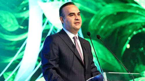 Yatırım teşviklerinde büyük değişim! Bakan Kacır öncelikli sektörleri açıkladı