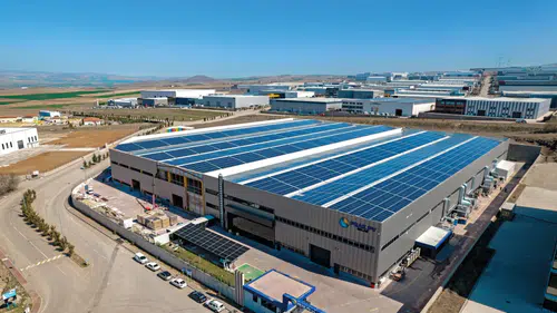 Enerji sektöründe dev adım: Peak PV Türkiye’yi batarya ve depolama üssü yapıyor