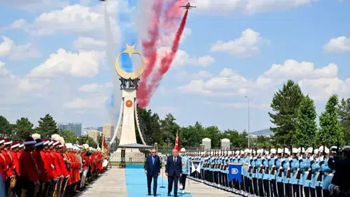 Erdoğan, Trump'ı Külliye'de görkemli törenle karşıladı