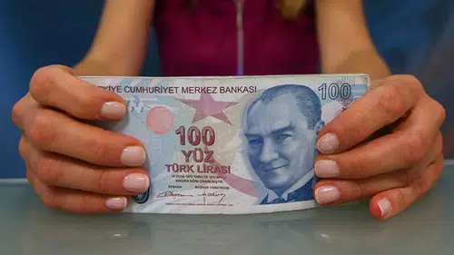 Bankacılık sektöründe mevduat artışı, kredi hacminde düşüş gözlemlendi