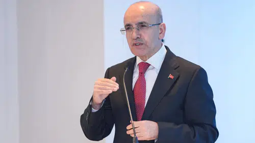 Turizmde büyüme sürüyor: Bakan Şimşek, yılın ikinci çeyrek verilerini paylaştı