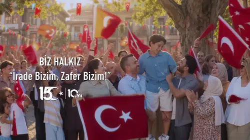 Demokrasi zaferinin 10. yılında Halkbank'tan duygu dolu kahraman hikayesi