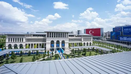 Avrupa’dan NATO’yu bölünmekten Türkiye kurtardı analizi