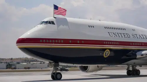 Beyaz Saray'da güvenlik krizi: Trump'ın yeni uçağında füze kalkanı yok iddiası!