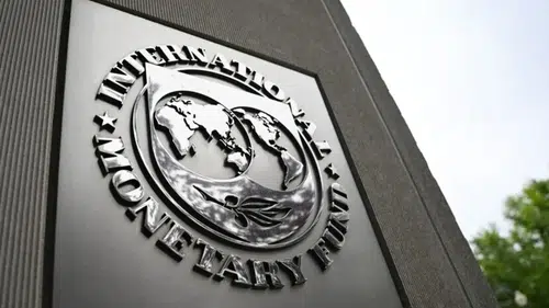 IMF, 2023 küresel ekonomik büyüme tahminini aşağı yönlü revize etti