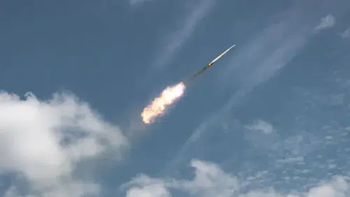 Kremlin alarmda! Moskova dahil Rus topraklarına dev İHA akını