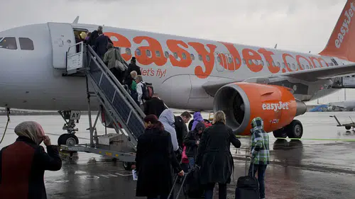 Apollo, easyJet'i satın almak için 5,7 milyar sterlin teklif etti