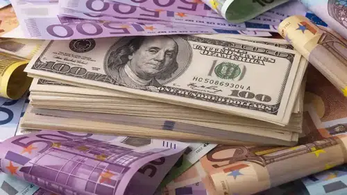 İstanbul serbest piyasasında döviz fiyatları: Dolar ve avronun gün başlangıcı