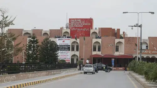 Pakistan'da yenidoğan ünitesinde yangın faciası: 15 bebek hayatını kaybetti