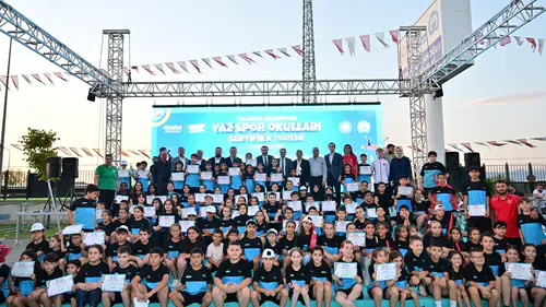 Geleceğe en büyük yatırım: Yıldırım gençlik projeleriyle örnek oluyor