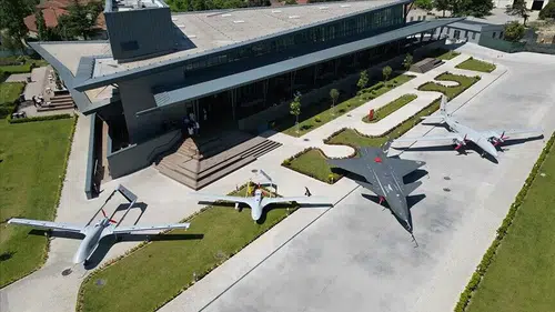 Baykar yöneticileri vergi listesinin zirvesindeki seriyi 5 yıla çıkardı
