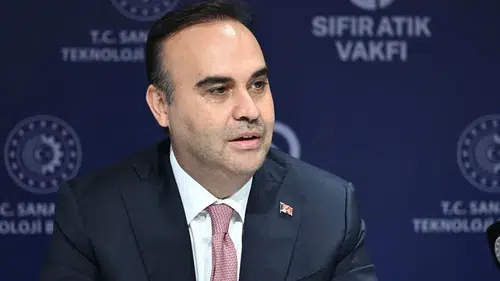 Sanayi Bakanı Kacır'dan önemli açıklamalar: İstihdam ve finansman destekleriyle sanayiye yeni bir yön veriliyor