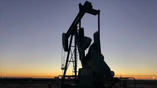 ABD'nin ham petrol stoklarındaki artış beklenmedik şekilde yükseldi