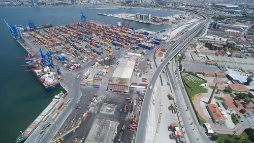 İzmir Limanı'nın devri tamamlandı: Türkiye Varlık Fonu yeni yatırımlara hazırlanıyor