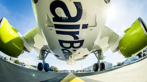 Letonya'nın hava yolu şirketi AirBaltic, borçlarını yeniden yapılandırmak için iflas koruması başvurusu yaptı