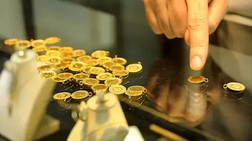 Gram altın 6 bin 833 liradan işlem görüyor, çeyrek altın 11 bin 190 lira