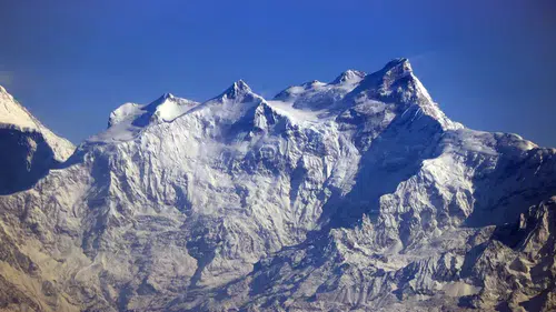 Himalayalar’da erime hızı rekor seviyeye ulaştı, milyonlarca insan risk altında
