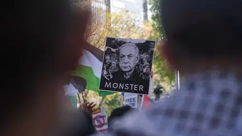 Netanyahu’nun ABD programı protesto gölgesinde şekillendi