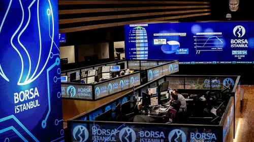İstanbul'da döviz fiyatları ve BIST 100 endeksi gün ortasında düşüşte