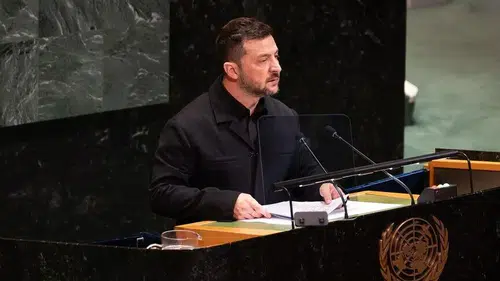 Savaşın gölgesinde diplomasi trafiği: Zelenskiy barış için ABD rotasını çizdi