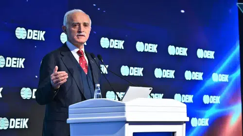 Dünya ticaretinde rekabetin dinamikleri değişiyor: DEİK Başkanı Olpak'ın önemi vurgulandı