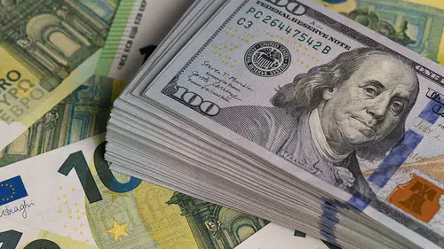 Avro, dolar karşısında son 3 ayın en düşük seviyesine indi
