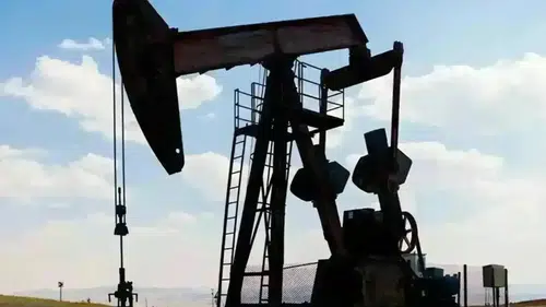 Brent petrol varil fiyatı 102,73 dolara yükseldi