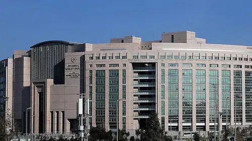 Borsadaki fon soruşturmasında dijital mecralardaki manipülasyonlara yargı engeli!
