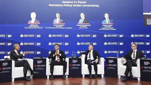 İstanbul Ekonomi Forumu'nda ticari belirsizlikler ele alındı