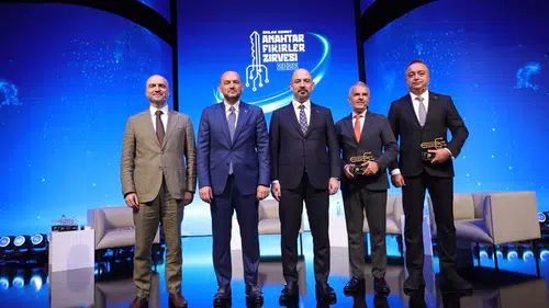 Emlak Konut anahtar fikirler zirvesi 2026: teknoloji ve sermaye işbirliği konuşuldu