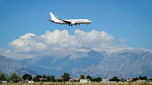 Antalya havalimanı 5 ayda 9 milyondan fazla yolcuya ulaştı