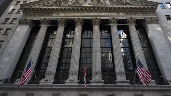 S&P 500 ve Nasdaq son bir ayın en düşüğünde