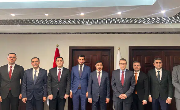 Deik/Türkiye-Irak iş konseyi başkanı Halit Acar, Irak merkez bankası başkanı Al-Alaq ile görüştü!