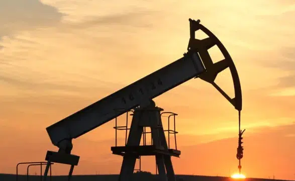 ABD-İran Gerilimi Piyasaları Dalgalandırıyor: Hürmüz Boğazı Korkusu ve Altın Artışı