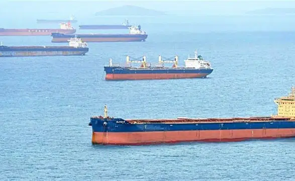 Hürmüz’te kriz: Boğazın kapanması lojistiği zorlaştırıyor, maliyetler tırmanıyor