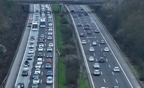 Türkiye'de trafiğe kayıtlı araç sayısı 34 milyon sınırını aşarak rekor seviyeye ulaştı!
