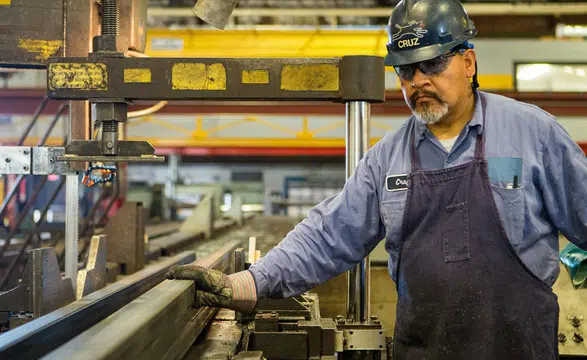 Sanayi üretimi yükseldi: imalat güçlü, enerji zayıf