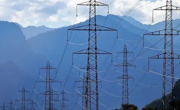 Türkiye'nin günlük elektrik üretiminde hidroelektrik ve güneş enerjisi öne çıktı!