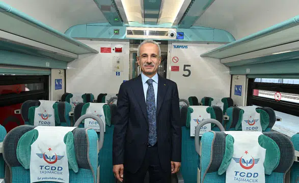 Türkiye'nin raylarında dijital devrim: 24 milyon biletle 3 bin ağaç kurtarıldı!