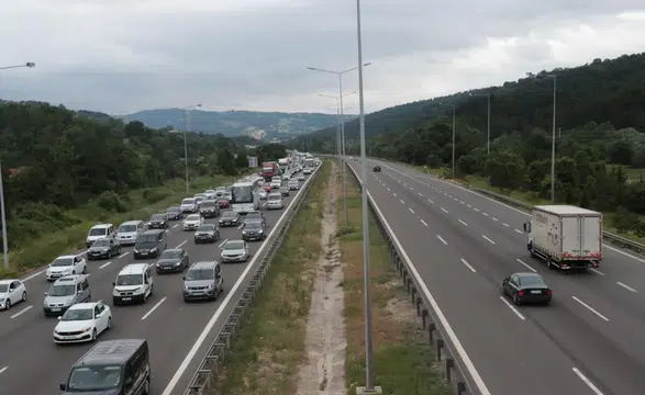 Karayollarında güncel durum: Otoyol ve şehirler arası yollarda çalışmalar sürüyor!