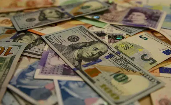 İstanbul serbest piyasasında döviz kurları yeni güne bu rakamlarla başladı!