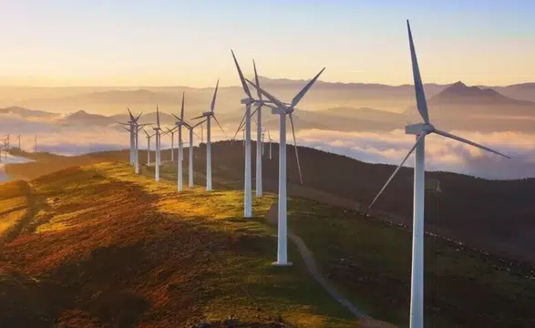 Fosil yakıtlara ağır darbe! Avrupa’da tarihi enerji kırılması