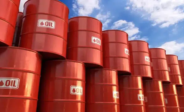 Petrol fiyatları yükseliş sürecine devam ediyor: Brent varil fiyatı 79,91 dolar