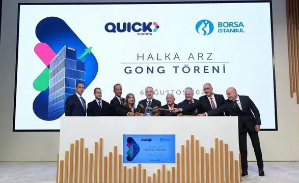 Quick Sigorta, borsa yolculuğuna gong töreniyle başladı